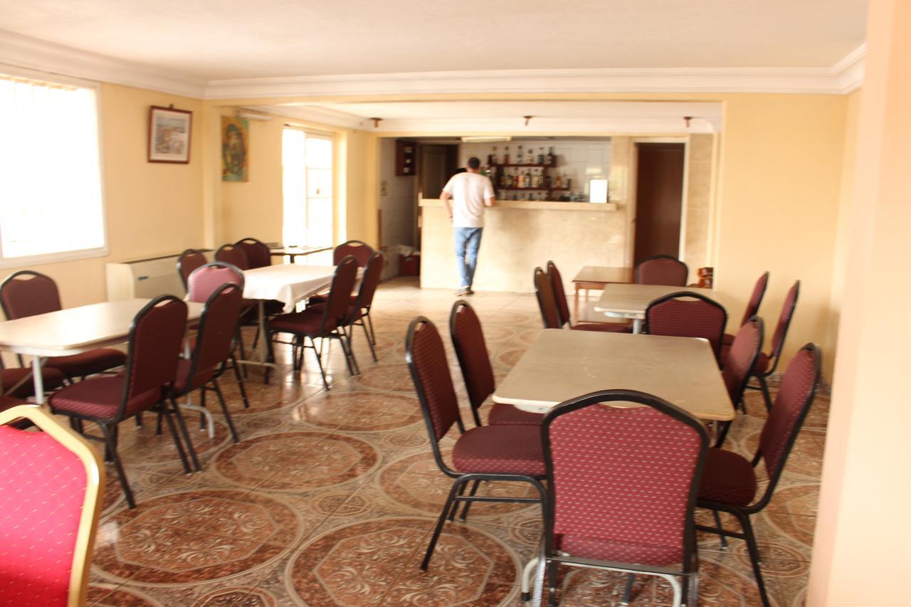 Meumi Palace Яунде Екстер'єр фото
